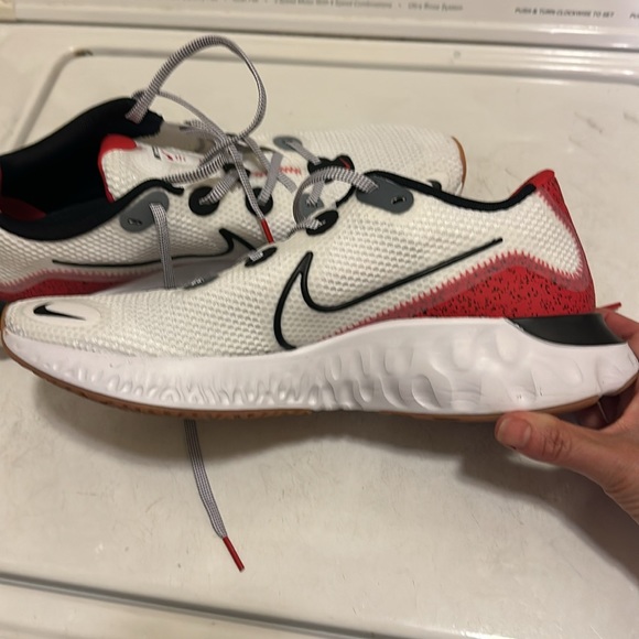 Men’s size 11 Nike renew - Picture 2 of 4